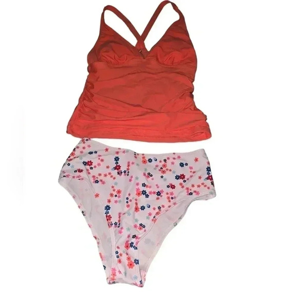 Womens NWT tanking swimsuit from Shein. Super cute!!! Size small. - Picture 1 of 2